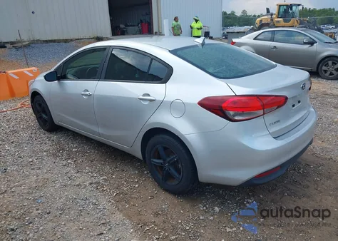 2017 Kia Forte Lx z USA, uszkodzony, nr VIN 3KPFK4A71HE073100